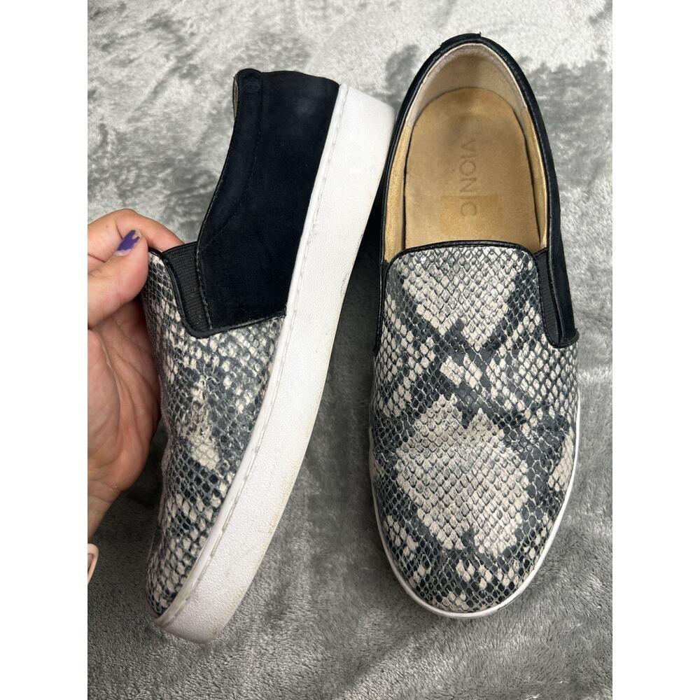 Vionic Sneaker Leather Snake Print Black Slip‎ On Casual Classy Comfort Size 8 - Picture 7 of 10